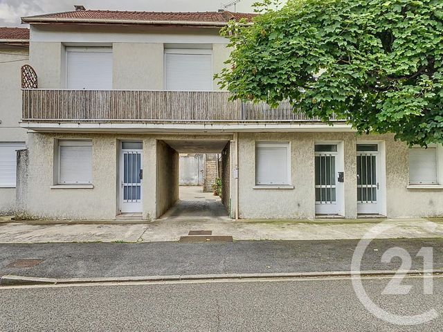 Appartement Studio à louer - 1 pièce - 26.75 m2 - CHAMPS SUR MARNE - 77 - ILE-DE-FRANCE - Century 21 Agence Du Val