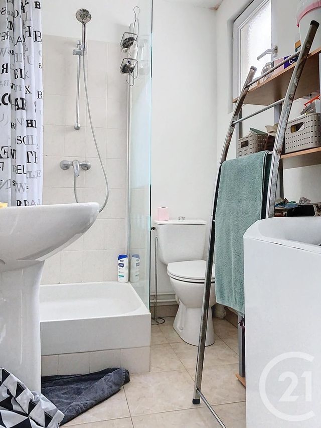 Appartement Studio à louer - 1 pièce - 26.75 m2 - CHAMPS SUR MARNE - 77 - ILE-DE-FRANCE - Century 21 Agence Du Val
