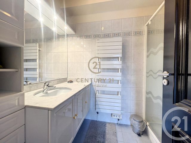 maison à vendre - 7 pièces - 164.47 m2 - CHAMPS SUR MARNE - 77 - ILE-DE-FRANCE - Century 21 Agence Du Val