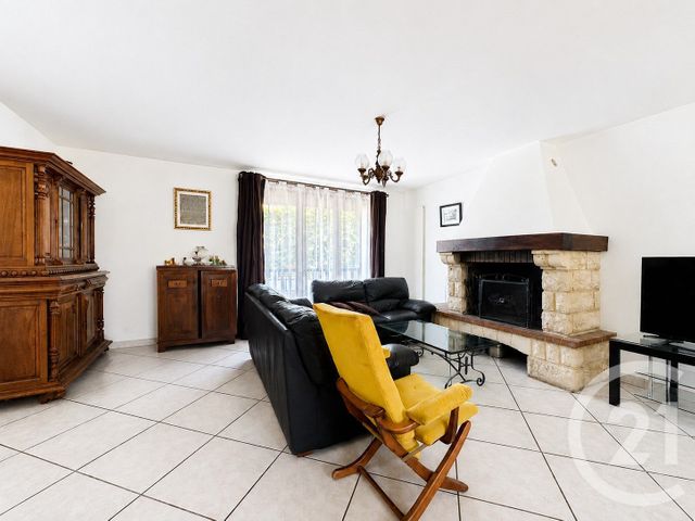 maison à vendre - 6 pièces - 140.24 m2 - CHAMPS SUR MARNE - 77 - ILE-DE-FRANCE - Century 21 Agence Du Val