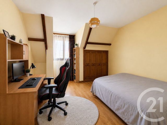maison à vendre - 6 pièces - 140.24 m2 - CHAMPS SUR MARNE - 77 - ILE-DE-FRANCE - Century 21 Agence Du Val