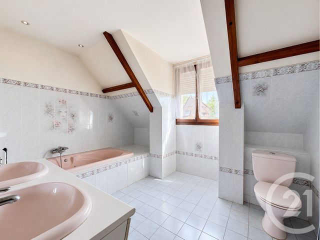maison à vendre - 6 pièces - 140.24 m2 - CHAMPS SUR MARNE - 77 - ILE-DE-FRANCE - Century 21 Agence Du Val