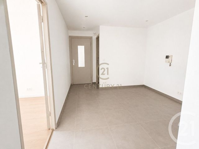 Appartement F4 à vendre - 4 pièces - 90.2 m2 - CHAMPS SUR MARNE - 77 - ILE-DE-FRANCE - Century 21 Agence Du Val