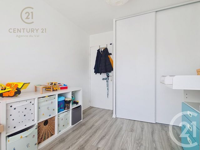 Appartement F4 à louer - 4 pièces - 77.88 m2 - CHAMPS SUR MARNE - 77 - ILE-DE-FRANCE - Century 21 Agence Du Val
