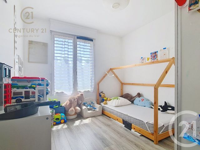 Appartement F4 à louer - 4 pièces - 77.88 m2 - CHAMPS SUR MARNE - 77 - ILE-DE-FRANCE - Century 21 Agence Du Val
