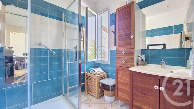 maison à vendre - 5 pièces - 110.66 m2 - CHAMPS SUR MARNE - 77 - ILE-DE-FRANCE - Century 21 Agence Du Val