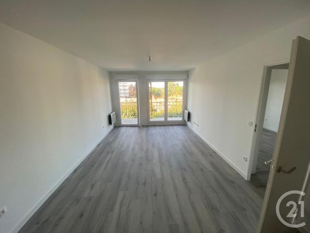 Appartement F2 à louer - 2 pièces - 49.35 m2 - 93 - ILE-DE-FRANCE - Century 21 Agence Du Val
