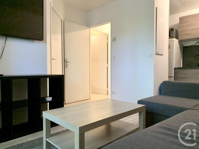 Appartement F2 à louer - 2 pièces - 30.63 m2 - LOGNES - 77 - ILE-DE-FRANCE - Century 21 Agence Du Val