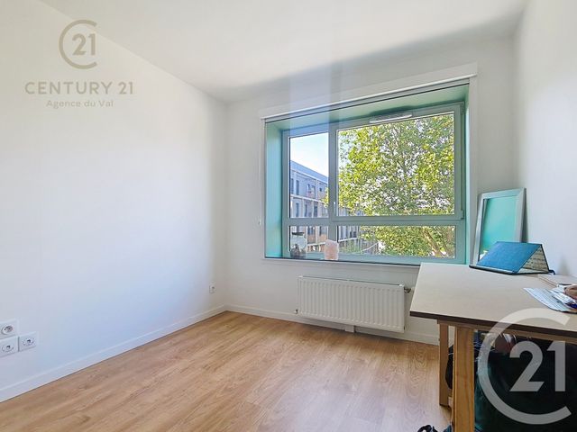 Appartement F3 à louer - 3 pièces - 61.78 m2 - TORCY - 77 - ILE-DE-FRANCE - Century 21 Agence Du Val
