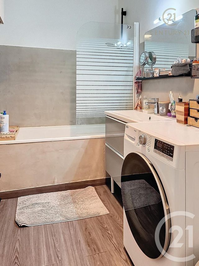 Appartement Studio à louer - 1 pièce - 30.28 m2 - DAMPMART - 77 - ILE-DE-FRANCE - Century 21 Agence Du Val