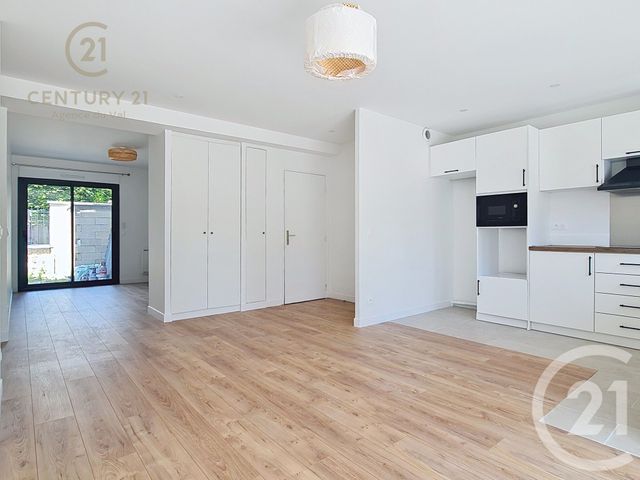 Appartement F3 à louer - 3 pièces - 64.79 m2 - CHAMPS SUR MARNE - 77 - ILE-DE-FRANCE - Century 21 Agence Du Val