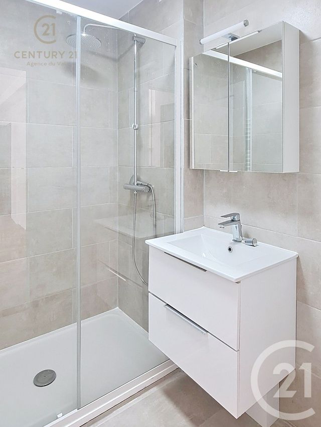 Appartement F3 à louer - 3 pièces - 64.79 m2 - CHAMPS SUR MARNE - 77 - ILE-DE-FRANCE - Century 21 Agence Du Val