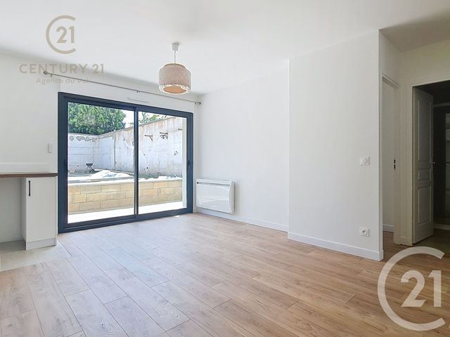 Appartement F3 à louer - 3 pièces - 64.79 m2 - CHAMPS SUR MARNE - 77 - ILE-DE-FRANCE - Century 21 Agence Du Val