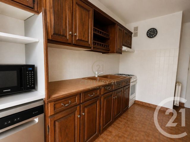 Appartement F4 à vendre - 4 pièces - 76.66 m2 - CHAMPS SUR MARNE - 77 - ILE-DE-FRANCE - Century 21 Agence Du Val