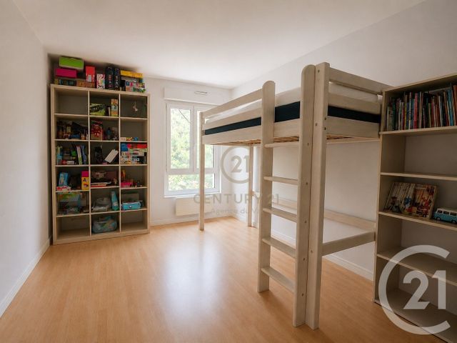 Appartement F4 à vendre - 4 pièces - 76.66 m2 - CHAMPS SUR MARNE - 77 - ILE-DE-FRANCE - Century 21 Agence Du Val
