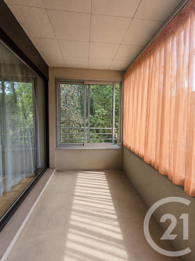 Appartement F4 à vendre - 4 pièces - 76.66 m2 - CHAMPS SUR MARNE - 77 - ILE-DE-FRANCE - Century 21 Agence Du Val