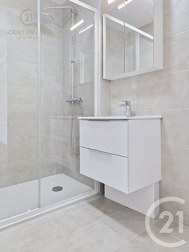 Appartement F3 à louer - 3 pièces - 64.79 m2 - CHAMPS SUR MARNE - 77 - ILE-DE-FRANCE - Century 21 Agence Du Val