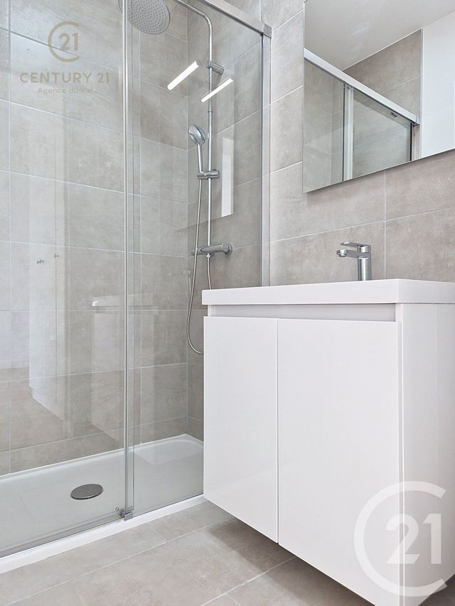 Appartement F2 à louer - 2 pièces - 27.42 m2 - CHAMPS SUR MARNE - 77 - ILE-DE-FRANCE - Century 21 Agence Du Val