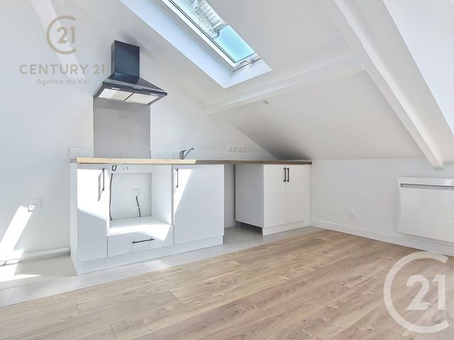 Appartement F2 à louer - 2 pièces - 27.42 m2 - CHAMPS SUR MARNE - 77 - ILE-DE-FRANCE - Century 21 Agence Du Val