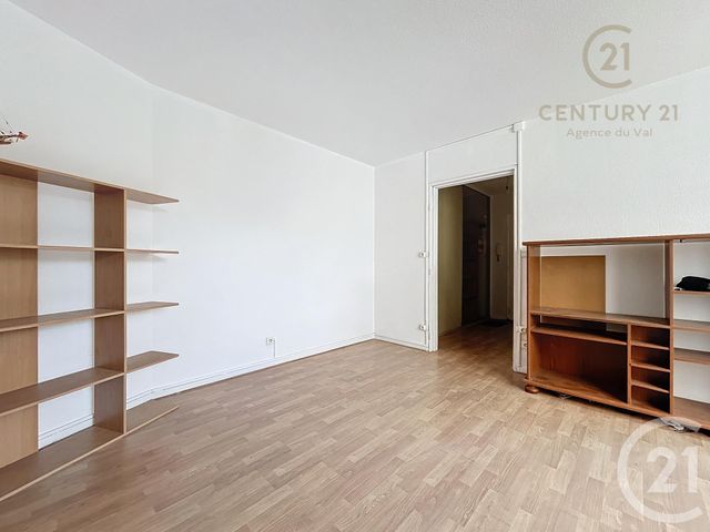 Appartement T1 à louer - 1 pièce - 30.12 m2 - NOISIEL - 77 - ILE-DE-FRANCE - Century 21 Agence Du Val