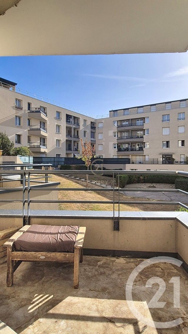 Appartement F2 à vendre - 2 pièces - 46.95 m2 - TORCY - 77 - ILE-DE-FRANCE - Century 21 Agence Du Val