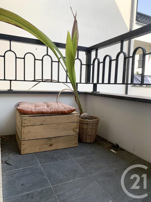 Appartement Studio à louer - 1 pièce - 28.75 m2 - GOURNAY SUR MARNE - 93 - ILE-DE-FRANCE - Century 21 Agence Du Val