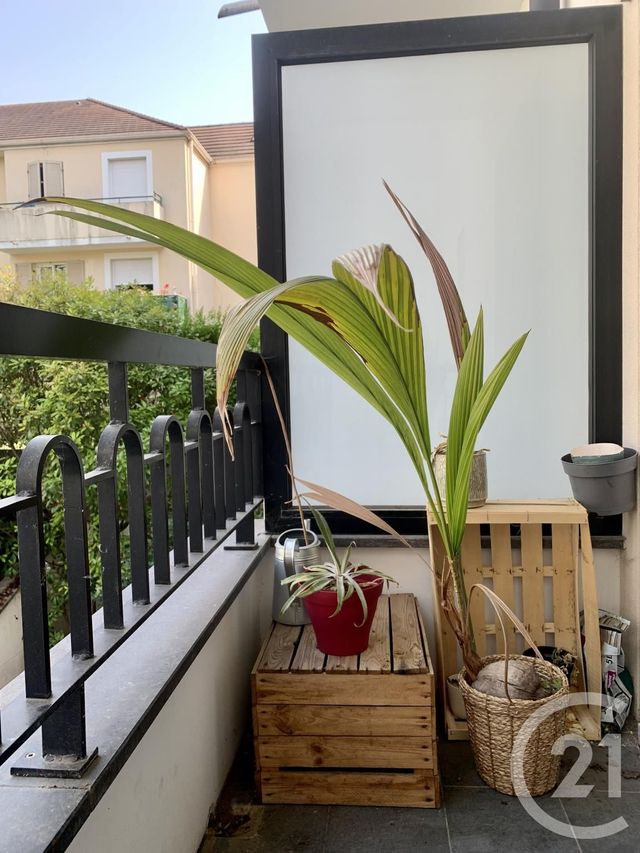 Appartement Studio à louer - 1 pièce - 28.75 m2 - GOURNAY SUR MARNE - 93 - ILE-DE-FRANCE - Century 21 Agence Du Val