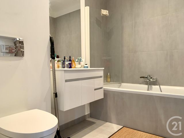 Appartement Studio à louer - 1 pièce - 28.75 m2 - GOURNAY SUR MARNE - 93 - ILE-DE-FRANCE - Century 21 Agence Du Val