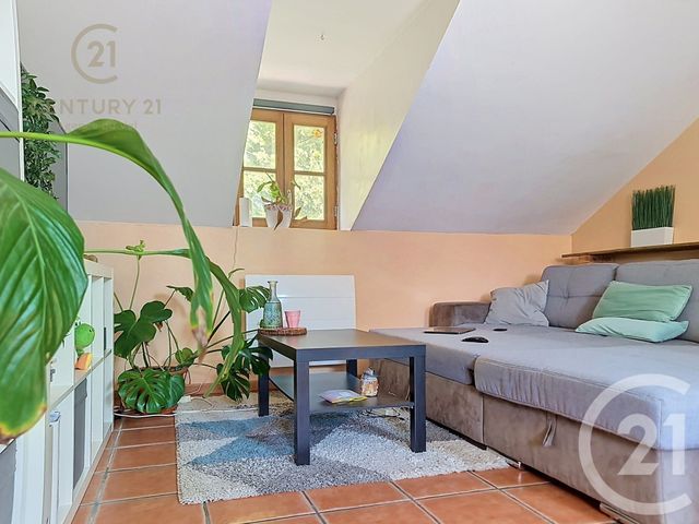 Appartement F3 à louer - 3 pièces - 50.65 m2 - CHAMPS SUR MARNE - 77 - ILE-DE-FRANCE - Century 21 Agence Du Val