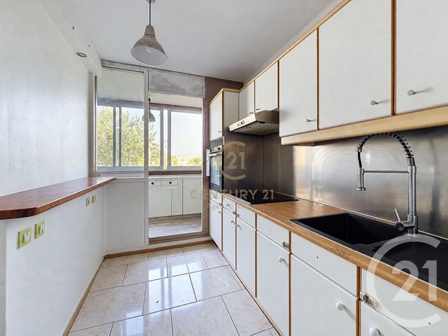 Appartement F4 à vendre - 4 pièces - 80.6 m2 - CHAMPS SUR MARNE - 77 - ILE-DE-FRANCE - Century 21 Agence Du Val