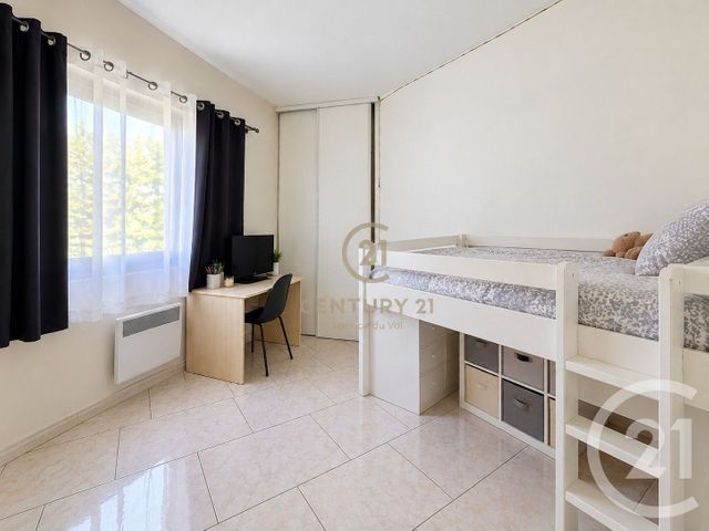 Appartement F4 à vendre - 4 pièces - 80.6 m2 - CHAMPS SUR MARNE - 77 - ILE-DE-FRANCE - Century 21 Agence Du Val