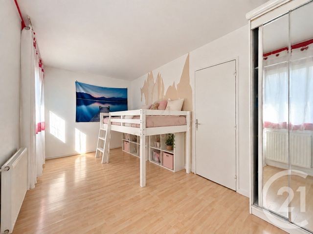 Appartement F4 à vendre - 4 pièces - 80.6 m2 - CHAMPS SUR MARNE - 77 - ILE-DE-FRANCE - Century 21 Agence Du Val