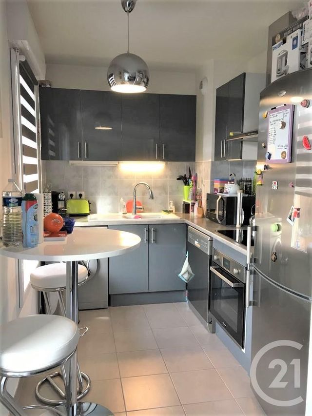 Appartement F2 à louer - 2 pièces - 49.18 m2 - CHAMPS SUR MARNE - 77 - ILE-DE-FRANCE - Century 21 Agence Du Val
