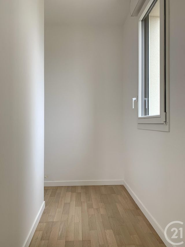 Appartement F3 à louer - 3 pièces - 63.14 m2 - VILLEJUIF - 94 - ILE-DE-FRANCE - Century 21 Agence Du Val