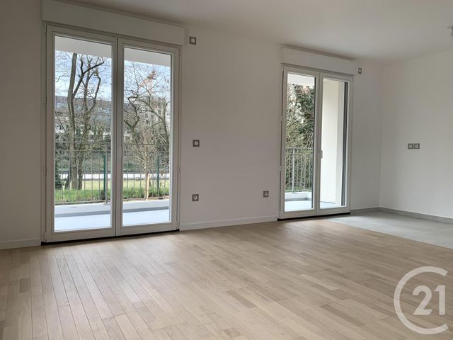 Appartement F3 à louer - 3 pièces - 63.14 m2 - VILLEJUIF - 94 - ILE-DE-FRANCE - Century 21 Agence Du Val