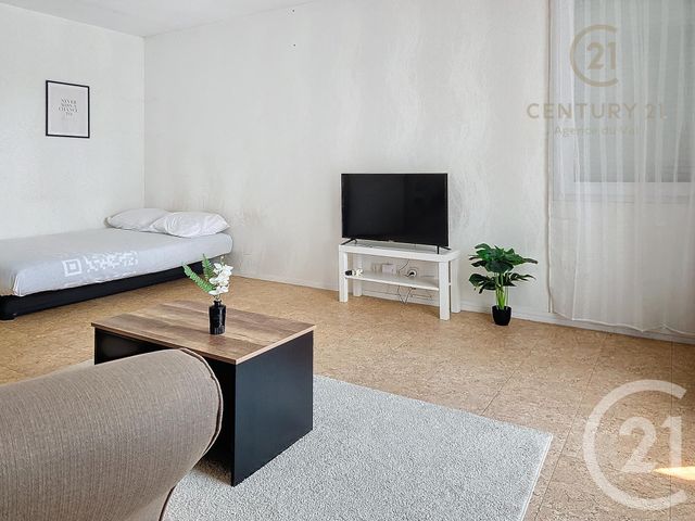 Appartement F1 à louer - 1 pièce - 36.07 m2 - CHAMPS SUR MARNE - 77 - ILE-DE-FRANCE - Century 21 Agence Du Val