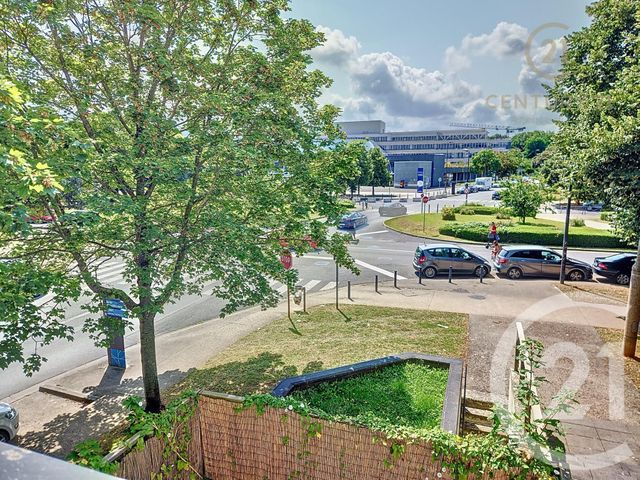 Appartement F1 à louer - 1 pièce - 36.07 m2 - CHAMPS SUR MARNE - 77 - ILE-DE-FRANCE - Century 21 Agence Du Val