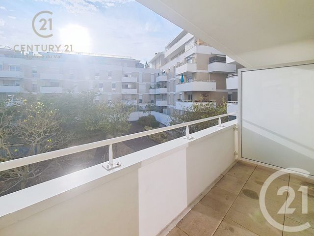 Appartement F2 à louer - 2 pièces - 41.34 m2 - CHELLES - 77 - ILE-DE-FRANCE - Century 21 Agence Du Val