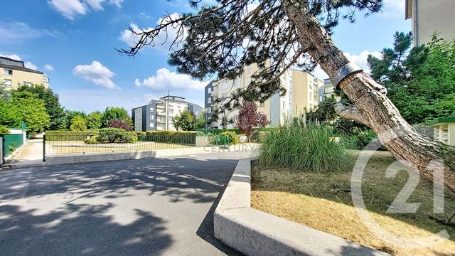 Appartement F3 à vendre - 3 pièces - 69.22 m2 - NOISIEL - 77 - ILE-DE-FRANCE - Century 21 Agence Du Val