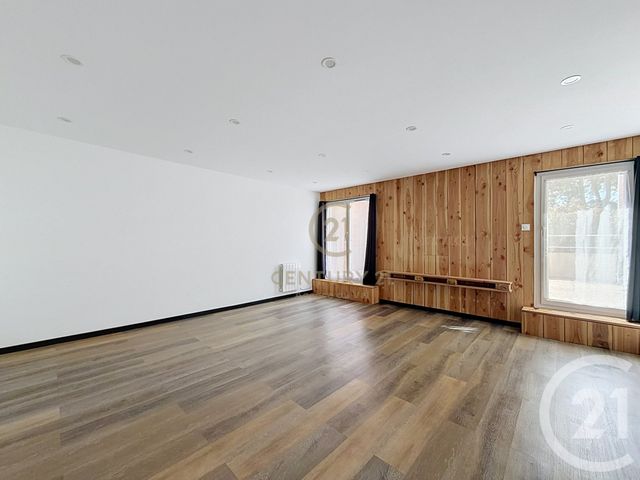 Appartement F4 à vendre - 4 pièces - 83.0 m2 - CHAMPS SUR MARNE - 77 - ILE-DE-FRANCE - Century 21 Agence Du Val