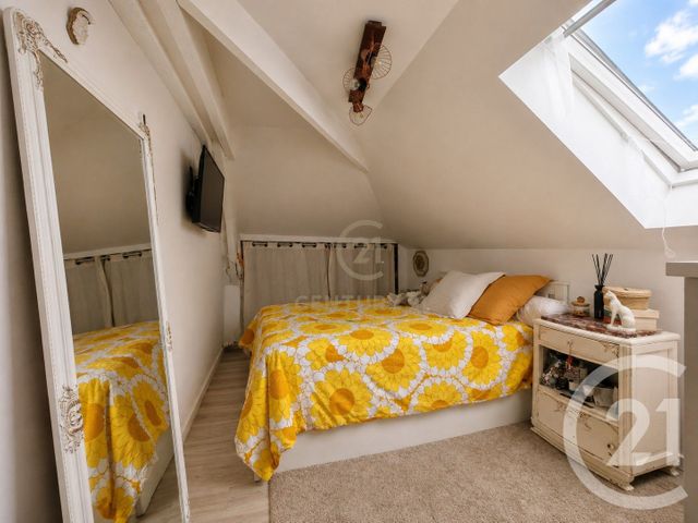 Appartement F2 à vendre - 2 pièces - 26.3 m2 - CHAMPS SUR MARNE - 77 - ILE-DE-FRANCE - Century 21 Agence Du Val