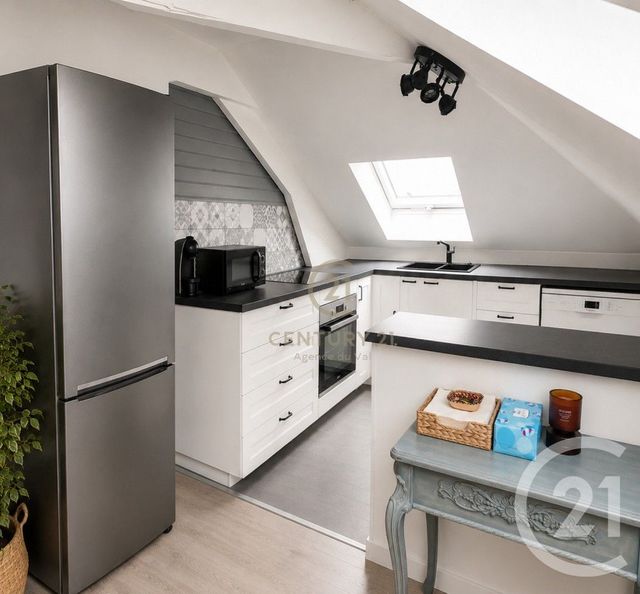 Appartement F2 à vendre - 2 pièces - 26.3 m2 - CHAMPS SUR MARNE - 77 - ILE-DE-FRANCE - Century 21 Agence Du Val