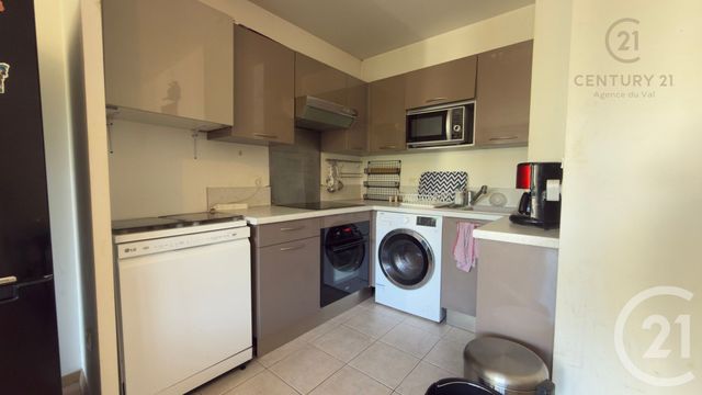 Appartement F2 à louer - 2 pièces - 50.79 m2 - CHAMPS SUR MARNE - 77 - ILE-DE-FRANCE - Century 21 Agence Du Val