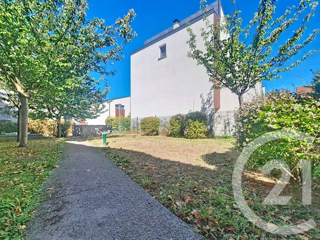Appartement F2 à louer - 2 pièces - 50.79 m2 - CHAMPS SUR MARNE - 77 - ILE-DE-FRANCE - Century 21 Agence Du Val