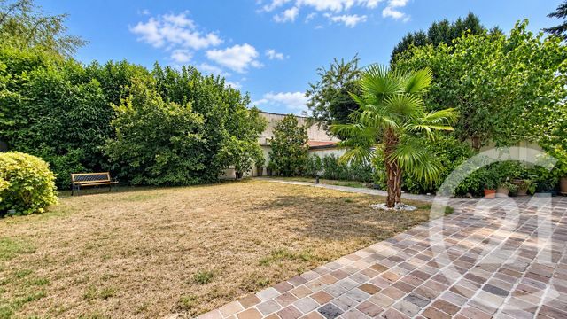 maison à vendre - 5 pièces - 126.11 m2 - CHAMPS SUR MARNE - 77 - ILE-DE-FRANCE - Century 21 Agence Du Val