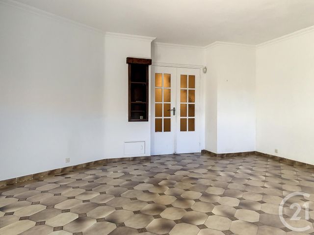 Appartement F3 à louer - 3 pièces - 67.44 m2 - NOISY LE GRAND - 93 - ILE-DE-FRANCE - Century 21 Agence Du Val