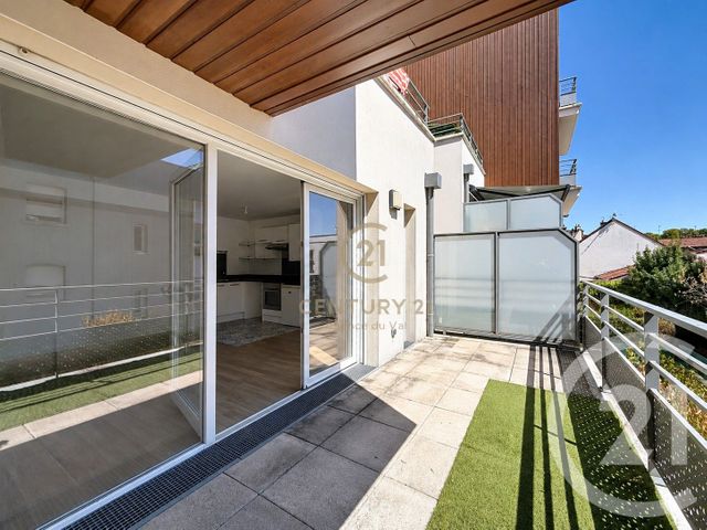 Appartement F3 à vendre - 3 pièces - 59.22 m2 - CHAMPS SUR MARNE - 77 - ILE-DE-FRANCE - Century 21 Agence Du Val