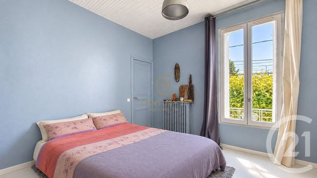 maison à vendre - 6 pièces - 131.61 m2 - CHAMPS SUR MARNE - 77 - ILE-DE-FRANCE - Century 21 Agence Du Val