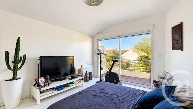 maison à vendre - 6 pièces - 131.61 m2 - CHAMPS SUR MARNE - 77 - ILE-DE-FRANCE - Century 21 Agence Du Val
