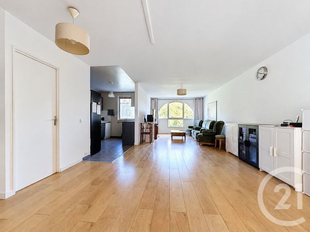Appartement F5 à vendre - 5 pièces - 95.81 m2 - NOISIEL - 77 - ILE-DE-FRANCE - Century 21 Agence Du Val